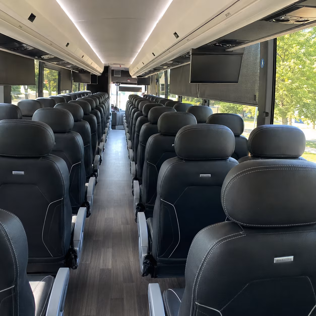 charter bus rentals to yankee stadium and citi field from white plains